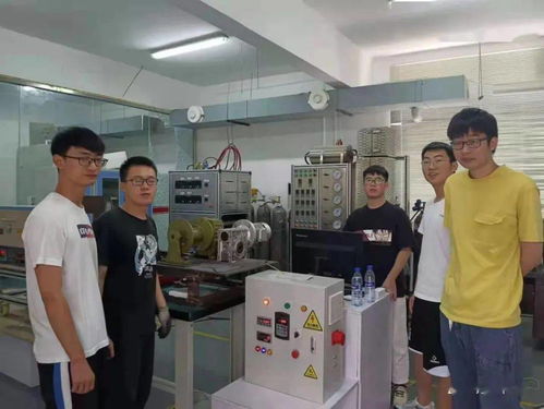 我校学子在大学科技园开展暑期研发实习实训